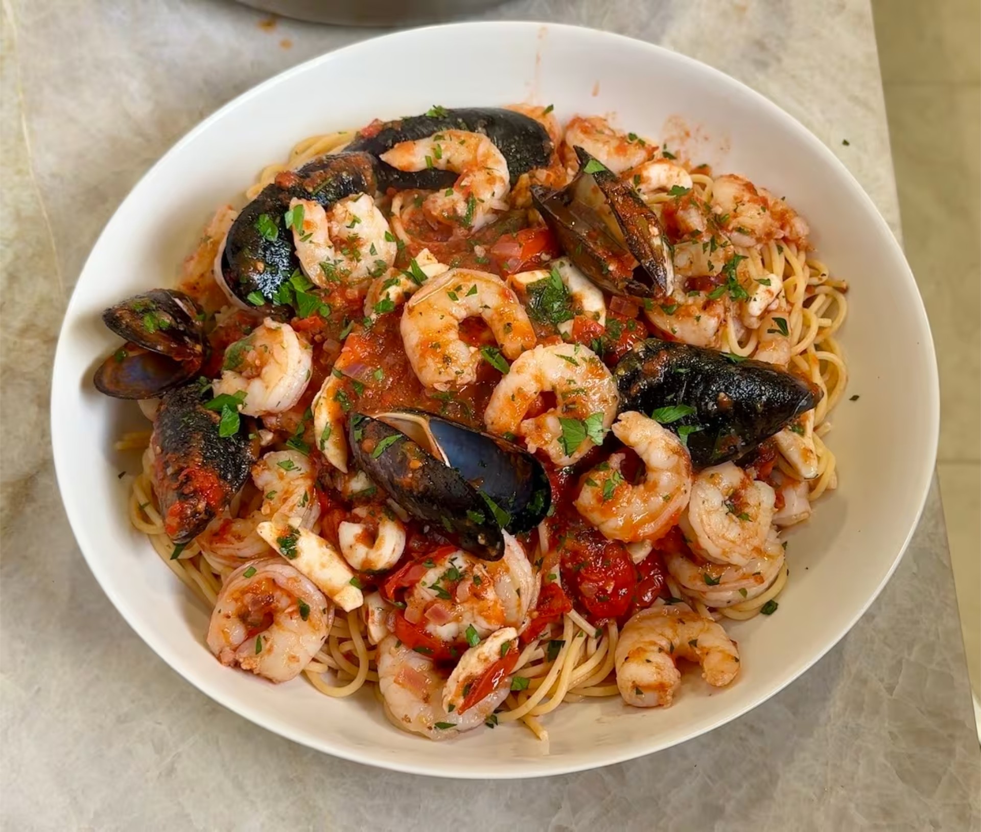 Tomato Seafood Pasta with Calamari, Prawns & Mussels