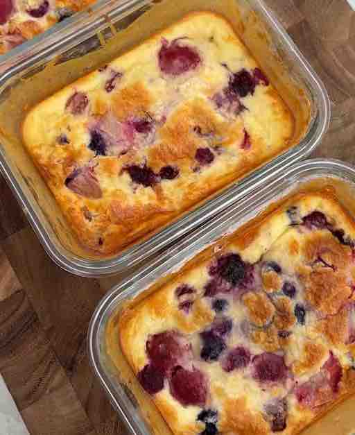 Oven-Baked Berry Protein Pancake Bowl