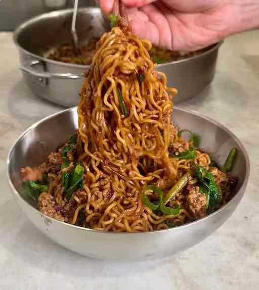 Caramelised Pork Ramen Noodles